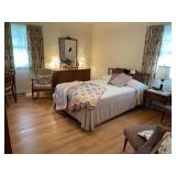 Bedroom set, full bed