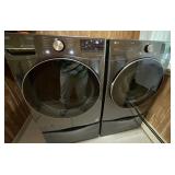 Front load washer & dryer