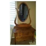 VINTAGE MIRROR DRESSER