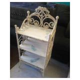 Early Wicker Stand