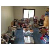 Woodbury Estate Sale ***Pickers Paradise***