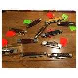  OVER 100 KNIVES