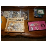 VINTAGE JEWELRY