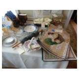 Tablecloths, Placemats, etc.