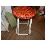 VINTAGE STOOL