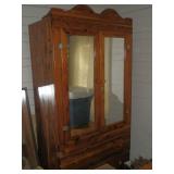 CEDAR WARDROBE