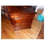 2 MATCHING NIGHT STANDS