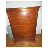 SOLID WOOD CHEST