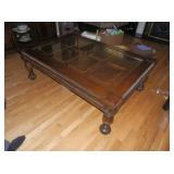 WOOD & GLASS COFFEE TABLE
