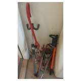 Steering wheel locks