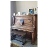 Hamilton Piano 1909