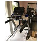 LifeFitness T5 FlexDeck Treadmill Premier Model Enhance Personalization
