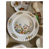 Aynsley Fine English Bone China Cottage Garden Set