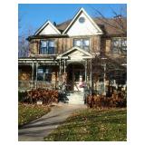 COME TO THIS BEAUTIFUL 1892 VICTORIAN MANSION!