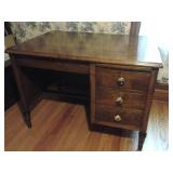 GORGEOUS ALL WOOD ANTIQUE LARGE DESK. MUST SEE!