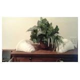 NICE ARTIFICIAL PLANTERS, LED, COOL GLASS WALL SCONCES, PS2 + REMOTES, BEAUTIFUL DRESSERS
