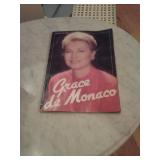 KEEPSAKE... SPECIAL MAGAZINE ON THE LIFE OF GRACE KELLY (PRINCESS GRACE DE MONACO) FROM FRANCE
