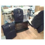 GREAT LUGGAGE.. NICE QUALITY TV STAND, LARGE BLACK SHAG CARPET & MORE!