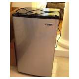mini refrig. NEW!