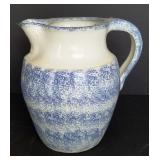 Blue & White Pottery Pitcher / Sponge Ware