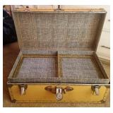 Vintage Trunk w/ Tray and Key