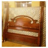 Nice Queen Size Mahogany Bed