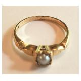 14 K Yellow Gold & Pearl Ring