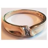 10 K Yellow Gold & Diamond Chip Ring