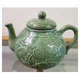 Green Majoilca Style Tea Pot