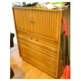 Chest of Drawers Photo # 1