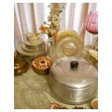Collectable Glassware / Cake Cove