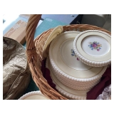 4 pc setting of china