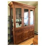 cabinet - top/bottom separate for moving