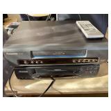 2 VHS players