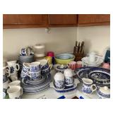 Blue Willow large set