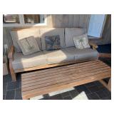 **teak setae and table