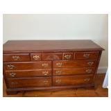 ** set of drawers