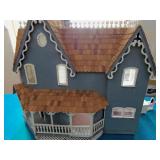 2 DOLL HOUSES