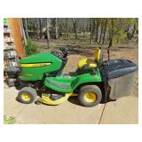 JOHN DEERE RIDING MOWER