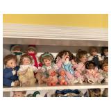 LARGE COLLECTION OF DOLLS