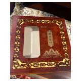 LARGE AMOUNT OF ASIAN DECOR