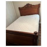 ANTIQUE DOUBLE BED