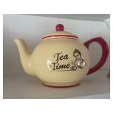 COLLECTION OF TEAPOTS