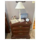 BASSETT NIGHT STAND