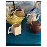 LARGE COLLECTION OF TEAPOTS