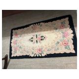 VINTAGE HANDMADE RUG