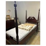 4-POST VINTAGE TWIN BED