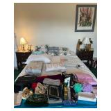 QUEEN SIZE BED