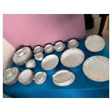 SET OF NORITAKE CHINA