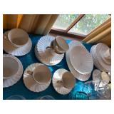 SET OF MEAKIN DISHES